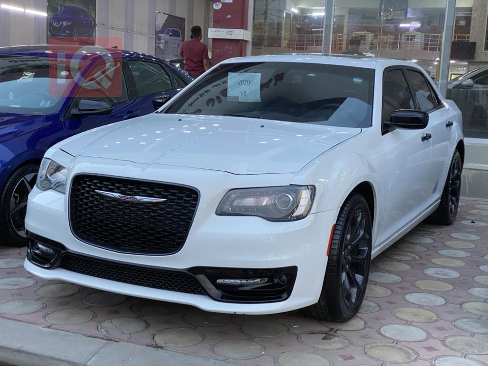 کرایسلەر 300